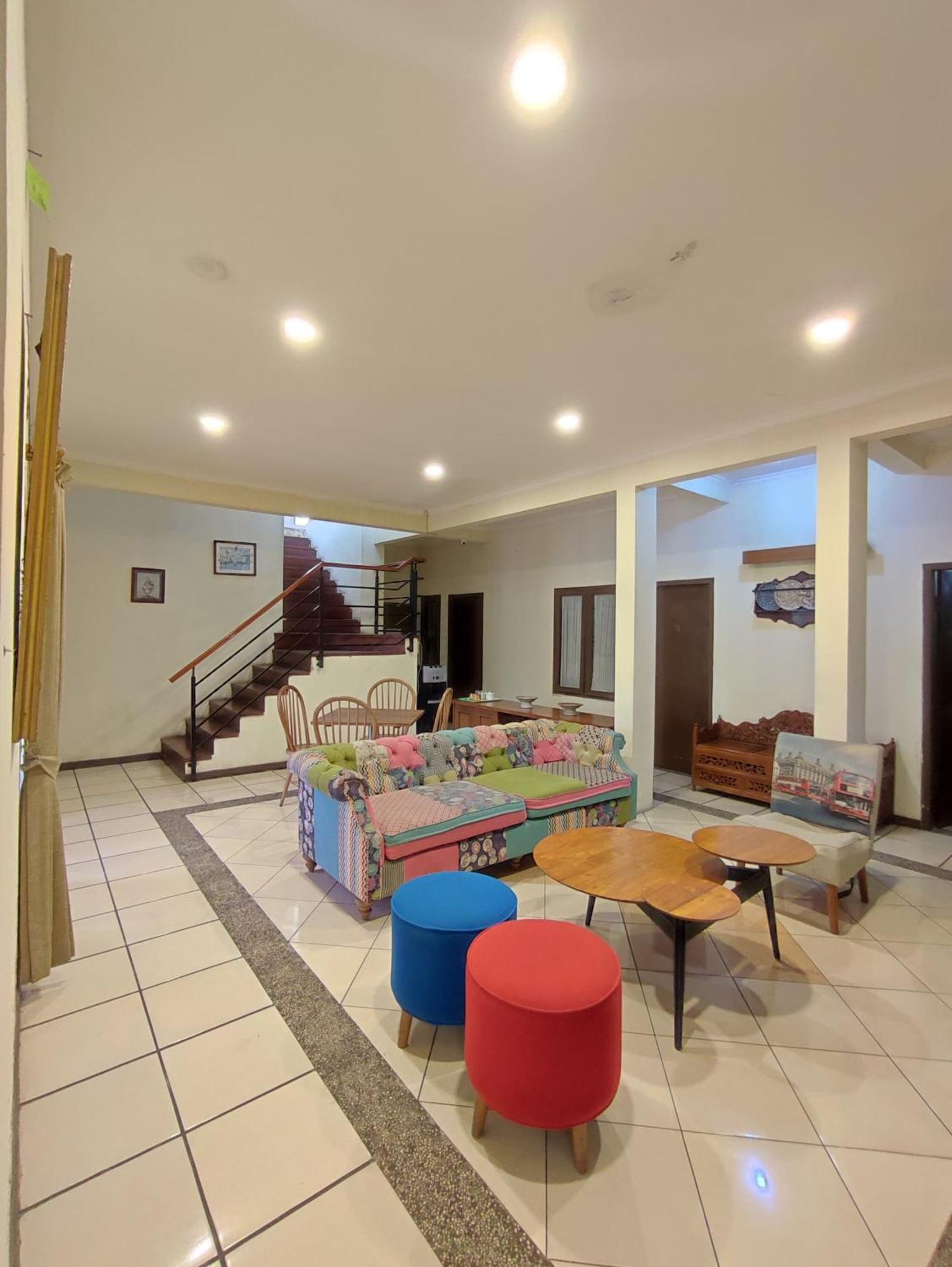 Maribaya Family Guest House Syariah Lembang Eksteriør bilde